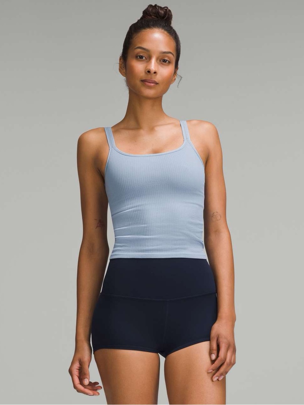 Lululemon Ebb to Street Scoop-Neck Cropped Tank Top B/C Cup Size 10 Steel Blue